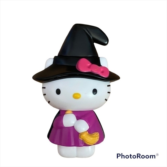 Hello Kitty Witch Action Figure Toy McDonalds Kids Halloween - Picture 1 of 4
